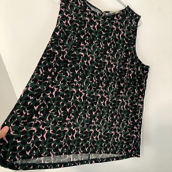 41 HAWTHORN STITCH FIX Plus Size Baneberry Crew Neck Knit Top Heart Leopard Tank - Picture 9 of 12